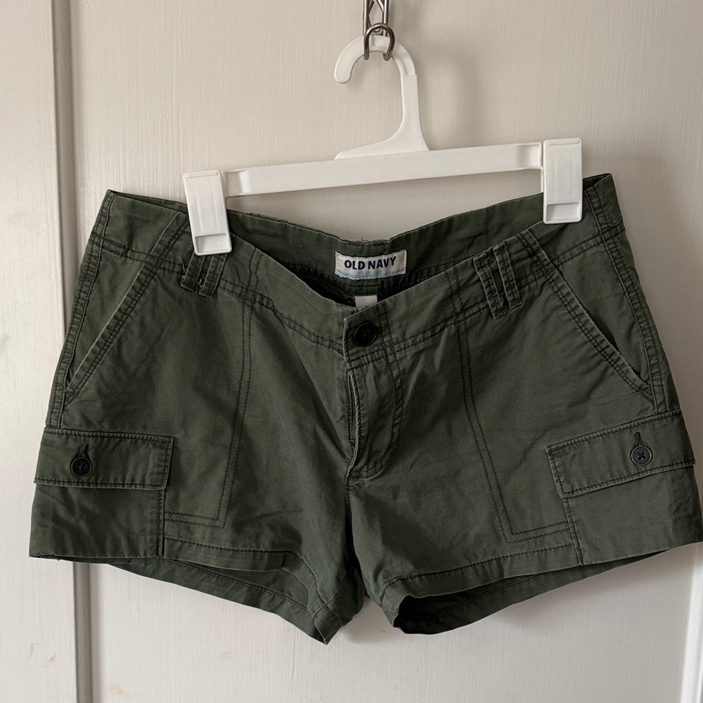 Old Navy Olive Cargo Pocket Women's Shorts
